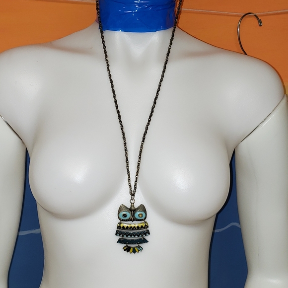 4 beautiful Necklaces - Picture 9 of 16